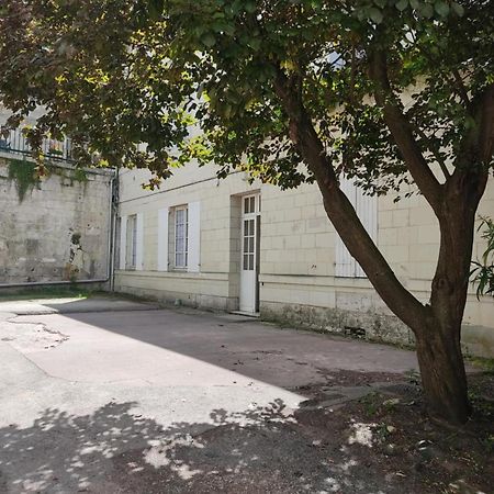 Appartement Avec Parking Prive Сомюр Экстерьер фото