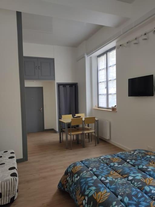Appartement Avec Parking Prive Сомюр Экстерьер фото